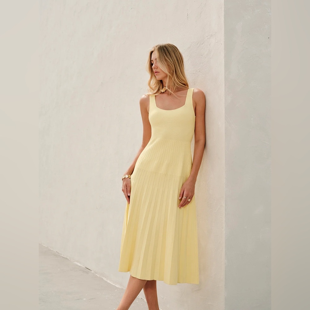 Commense Yellow Pleated Midi Dress